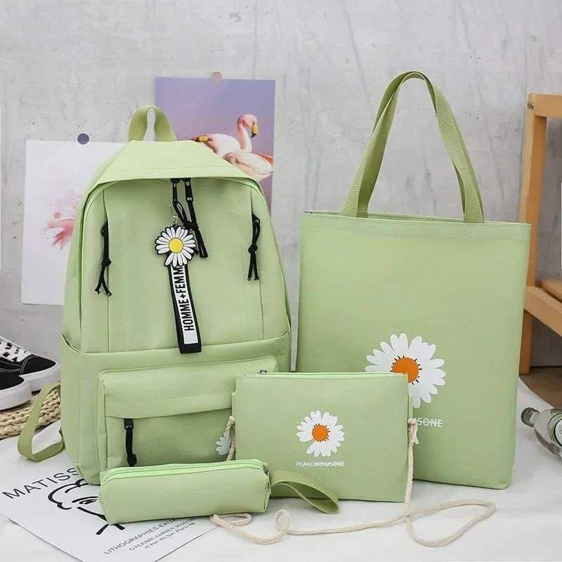 حقيبة مدرسية 4 في 1 – خيار ذكي للدخول المدرسي 2025