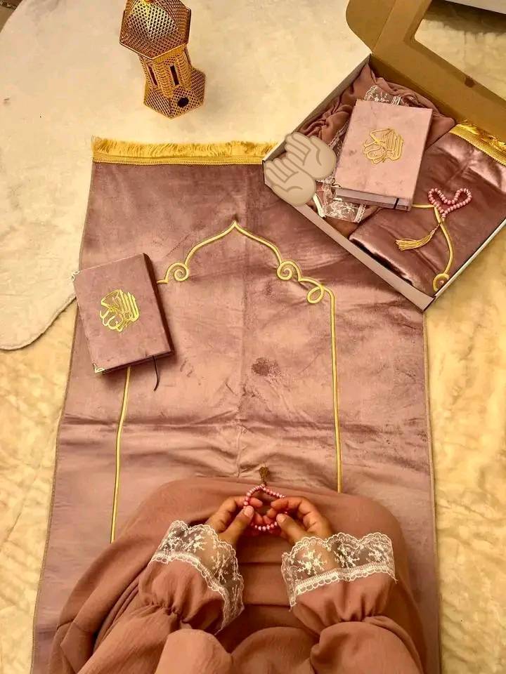طقم الصلاة الفاخر