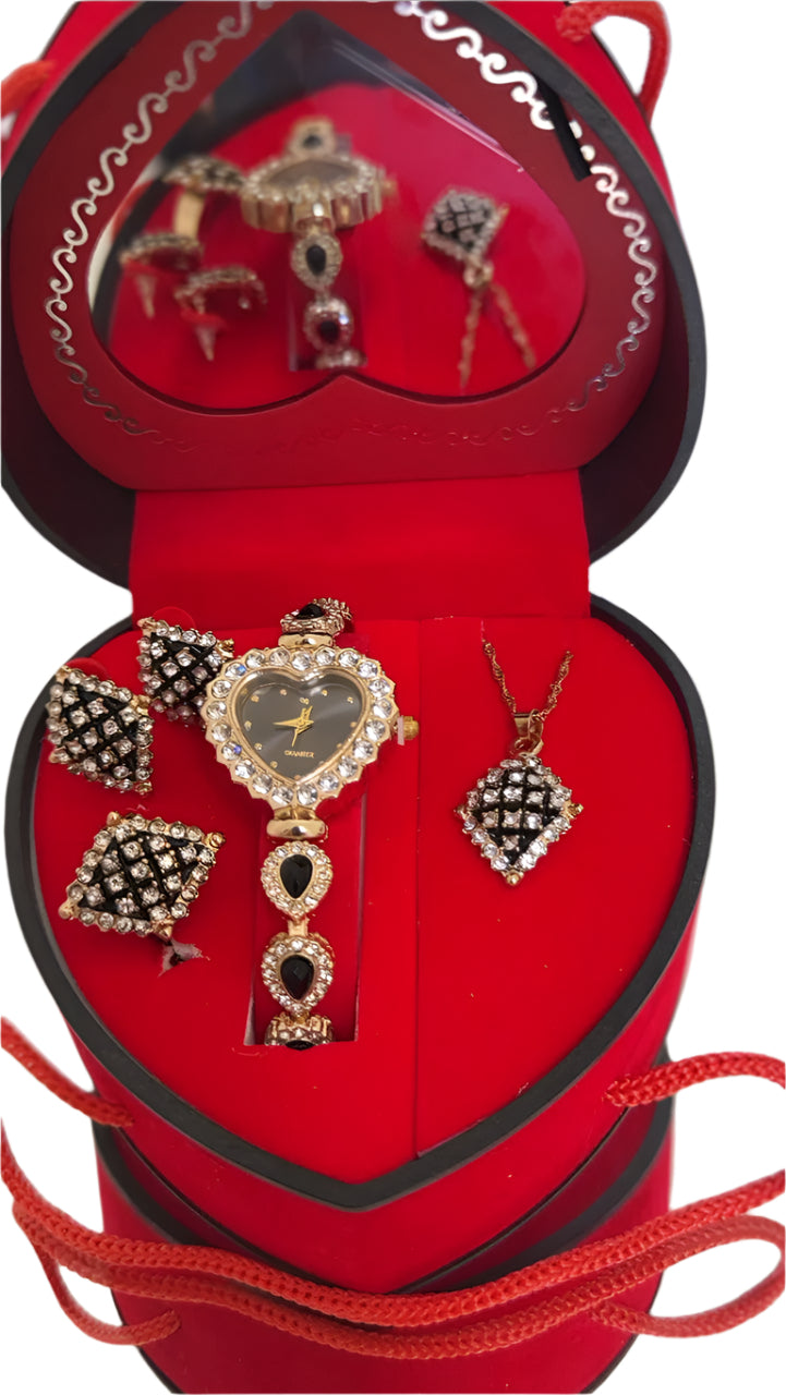 طقم مجوهرات أنيق ترند 2025